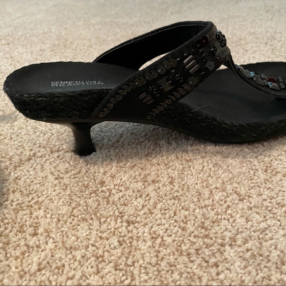 Kenneth Cole Reaction Kitten Heel Sandals - Picture 4 of 4